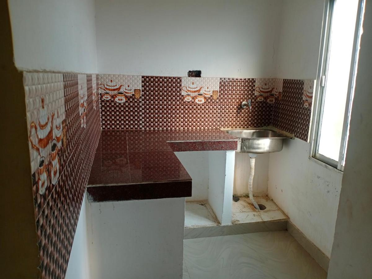 Sree Ram Guest Hause Wisma tamu *