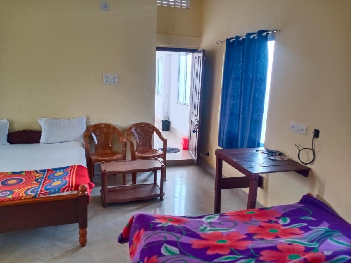 Wisma tamu Sree Ram Guest Hause Puri